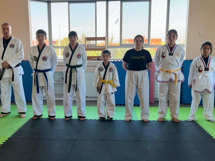 Triple evaluación en Academia Mutagui
